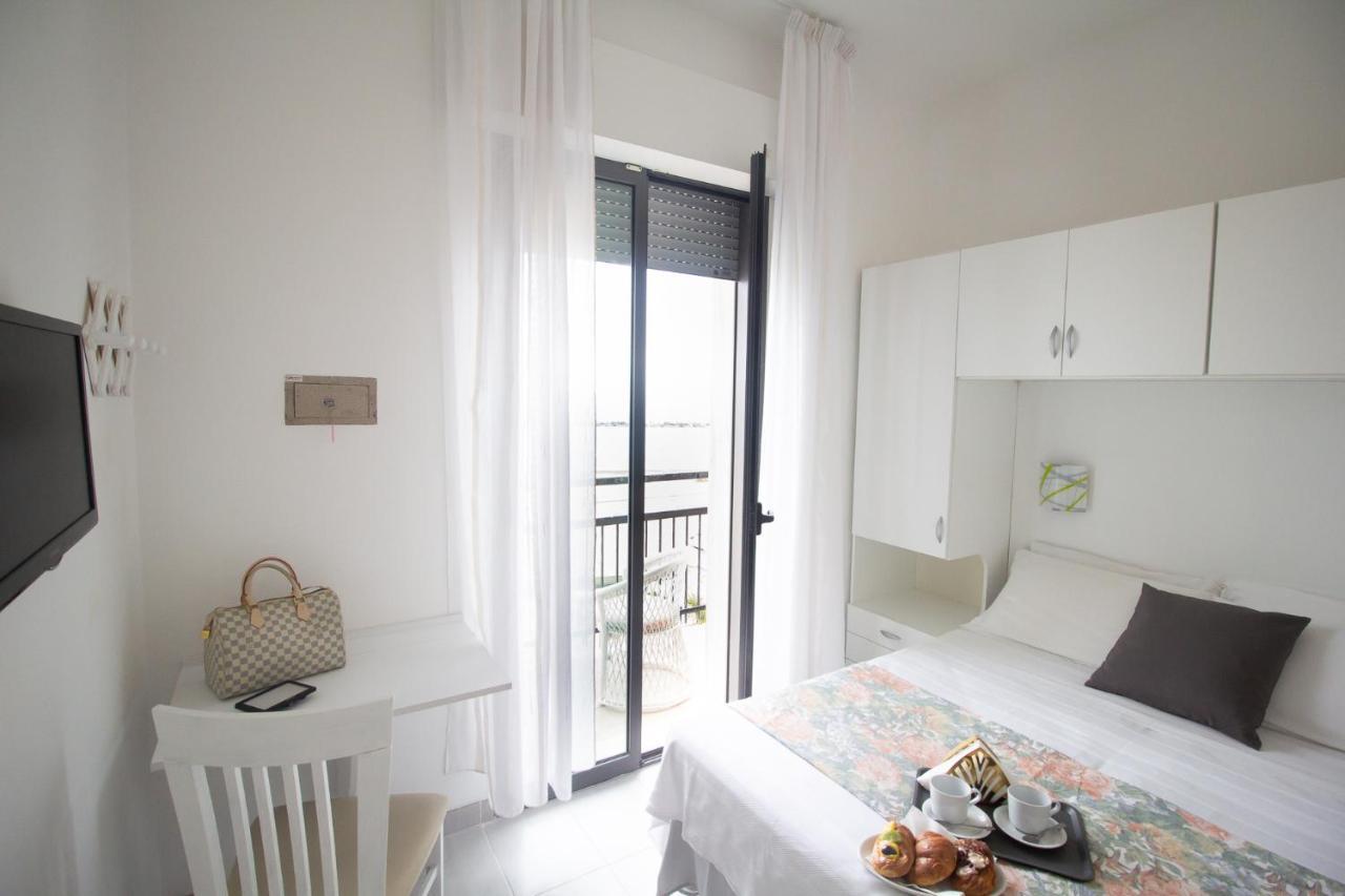 Hotel Morri Беллария-Иджеа-Марина Экстерьер фото