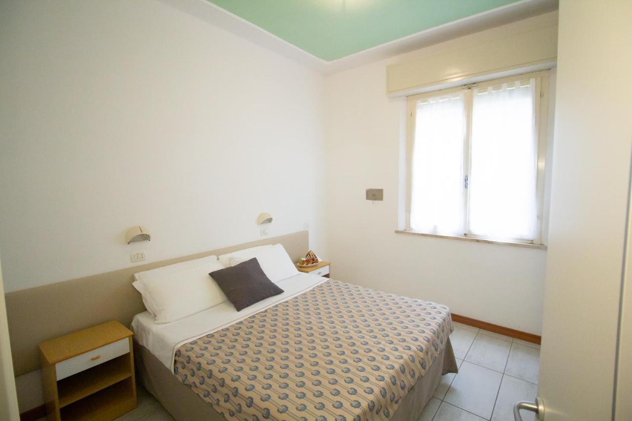 Hotel Morri Беллария-Иджеа-Марина Экстерьер фото